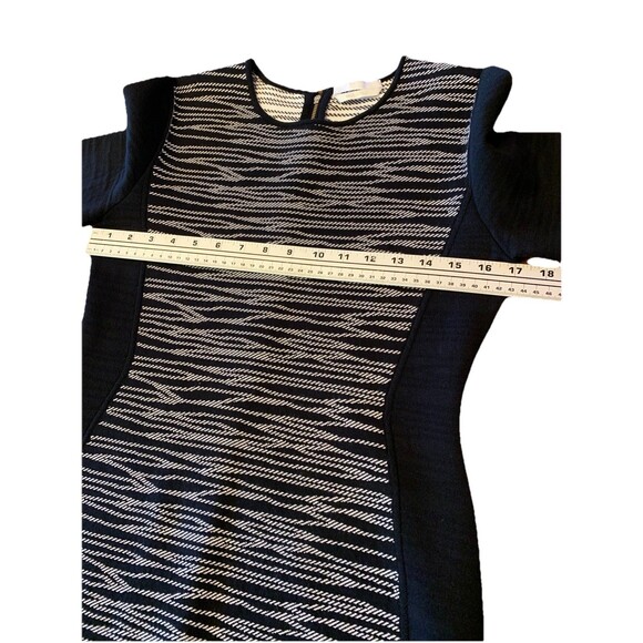 Hugo Boss Ponte Knit Sheath Dress Sz Medium Black Designer Luxury Business Italy - Picture 5 of 11